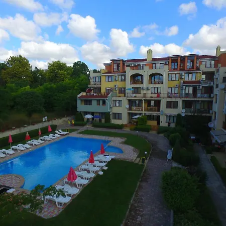Sea Park Apartment *